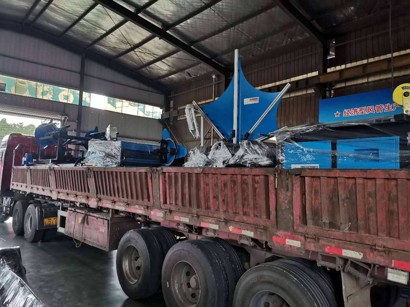 LX型電動單梁懸掛起重機